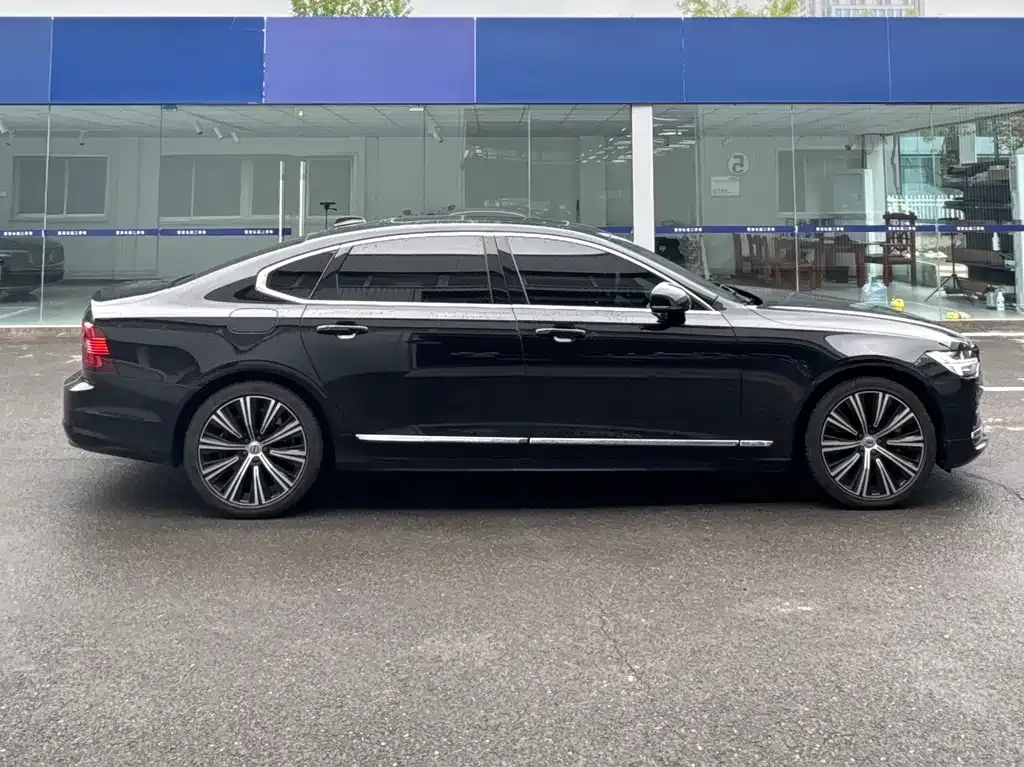 Volvo S90 2023 из CN, фото 6