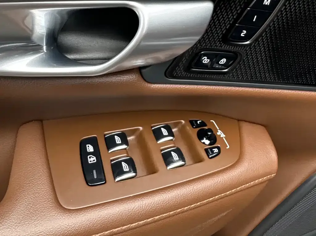 Volvo S90 2023 из CN, фото 7