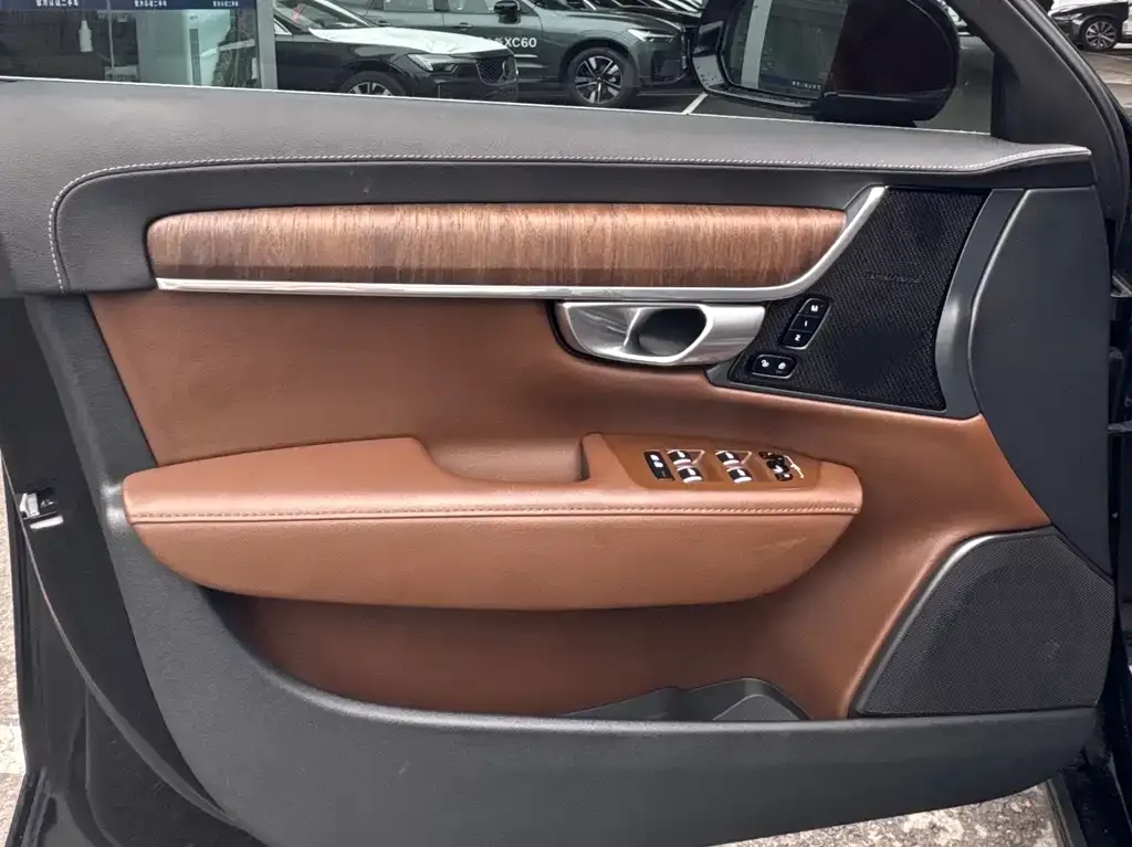 Volvo S90 2023 из CN, фото 8