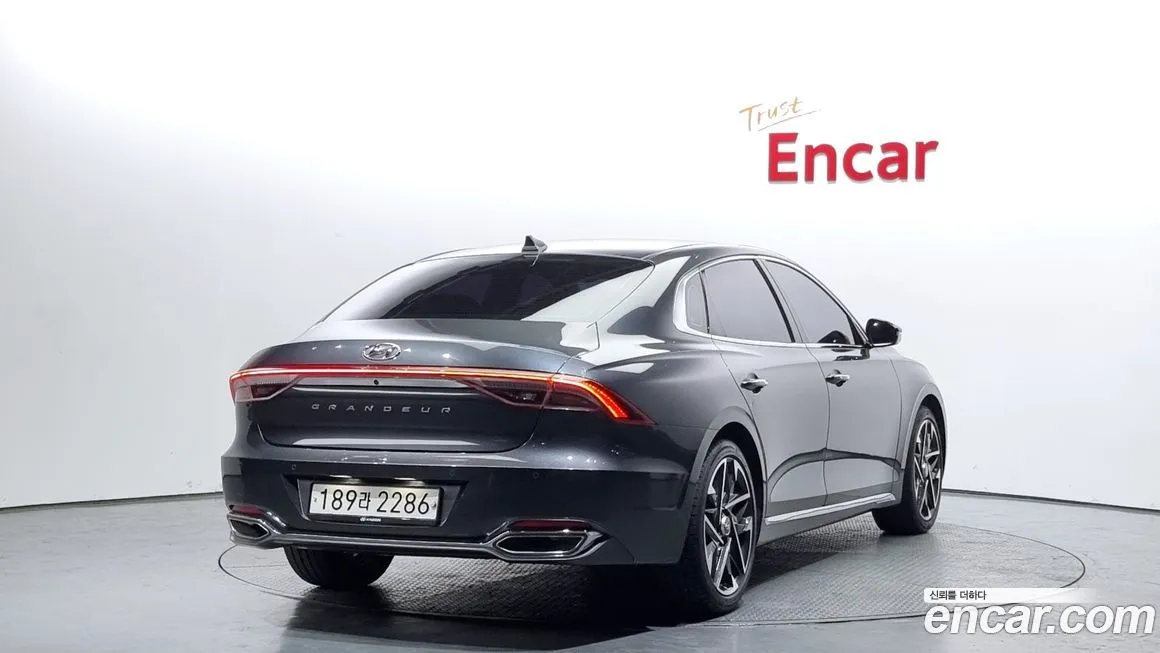 Hyundai Grandeur 2021 из KR, фото 2