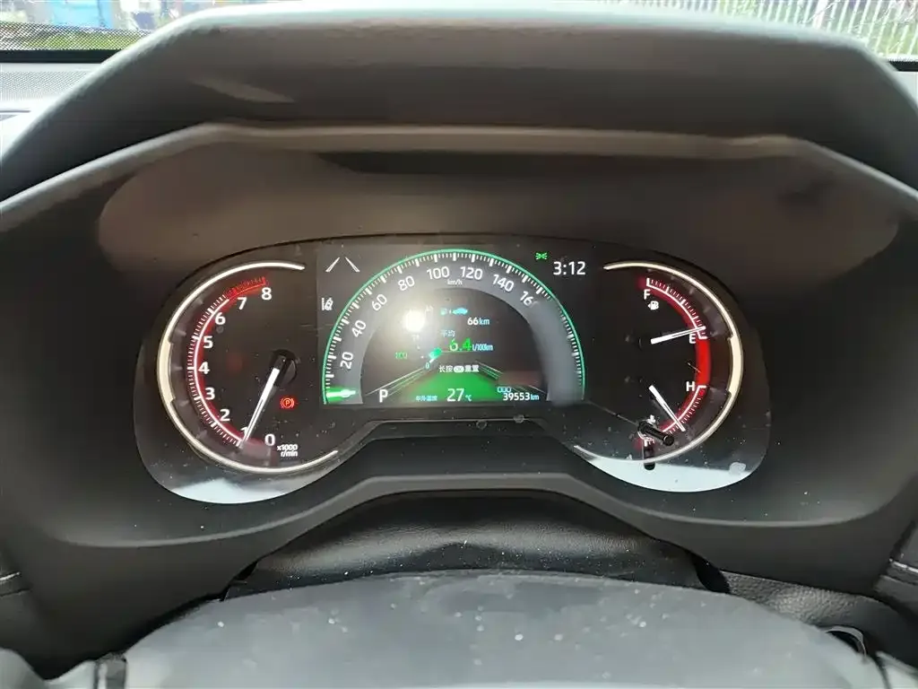 Toyota RAV4 2023 из CN, фото 4