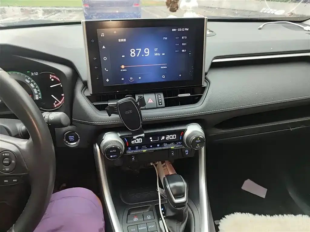 Toyota RAV4 2023 из CN, фото 6