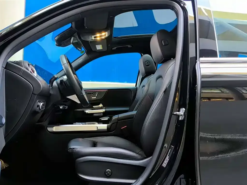 Mercedes-Benz GLB 2023 из CN, фото 9