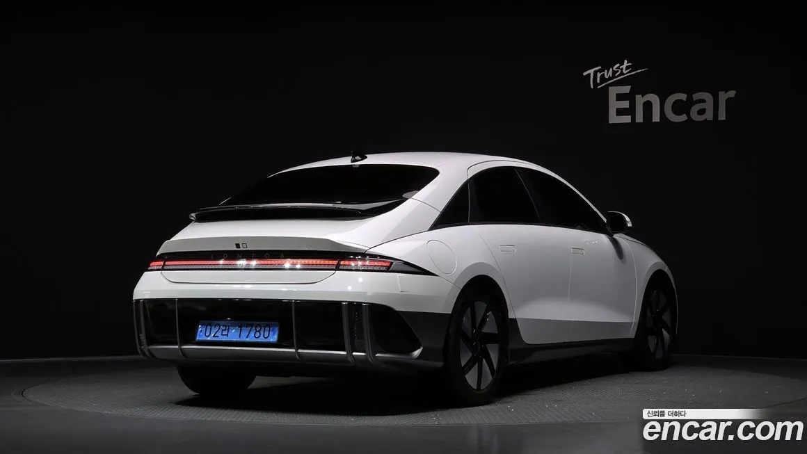 Hyundai Ioniq6 — фото 2