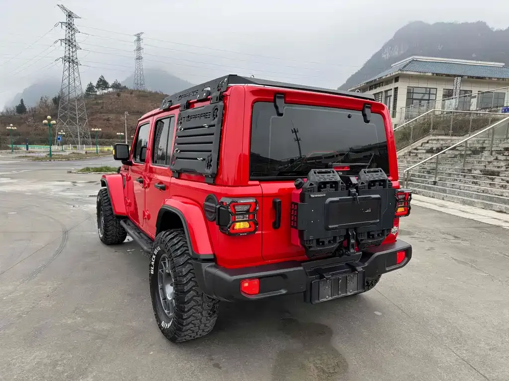 Jeep Wrangler 2022 из CN, фото 6