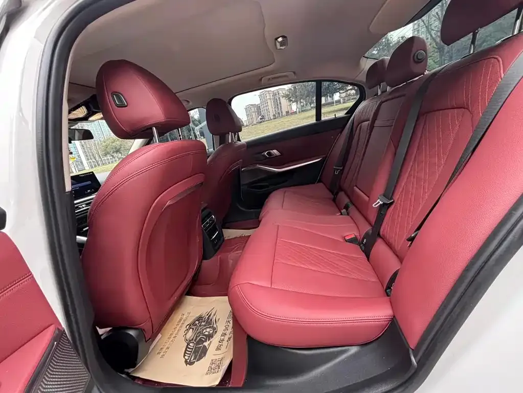 BMW 3 Series 2023 из CN, фото 5