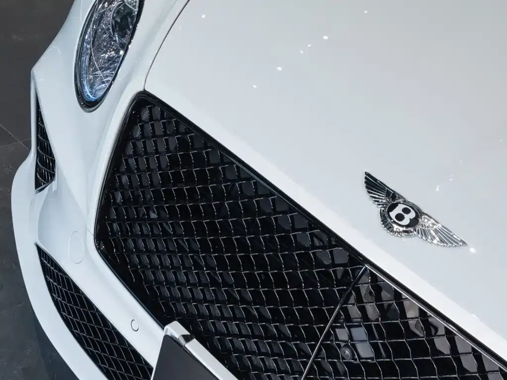 Bentley Continental 2024 из CN, фото 3