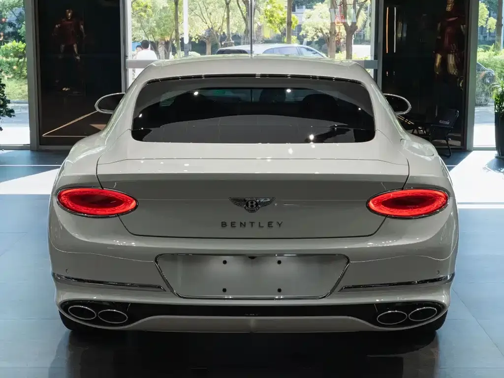 Bentley Continental 2024 из CN, фото 6