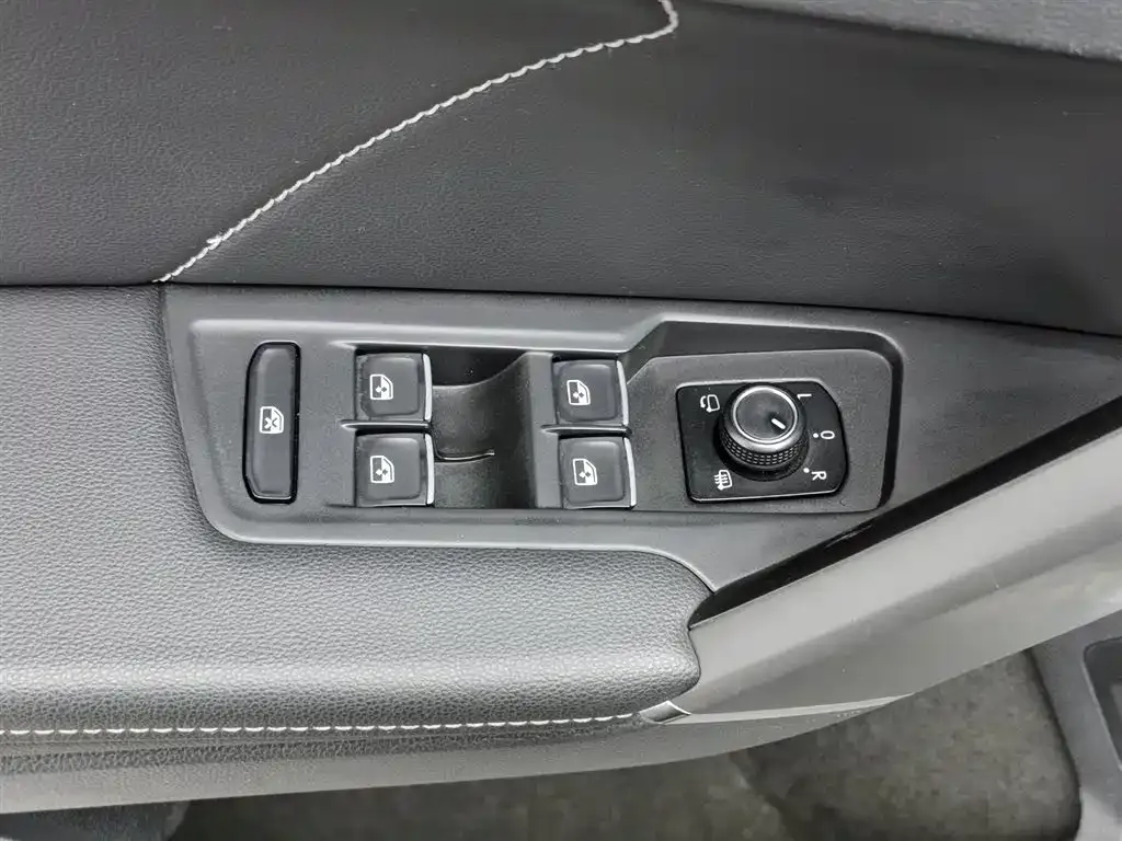 Volkswagen Tayron 2021 из CN, фото 9