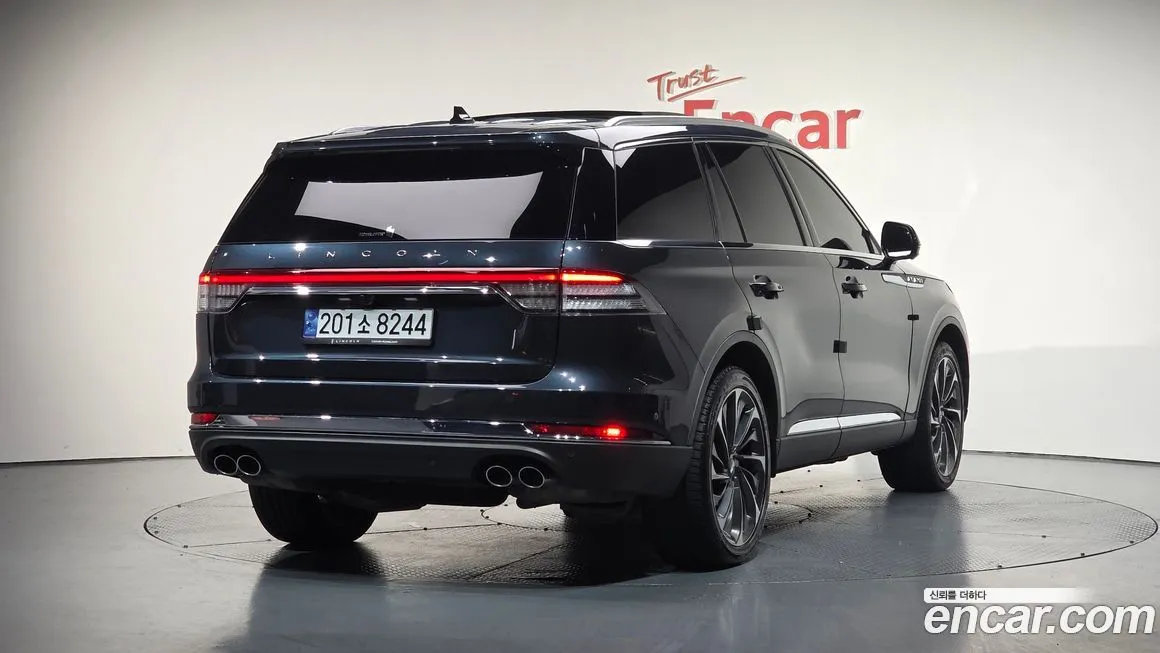 Lincoln Aviator 2023 из KR, фото 2