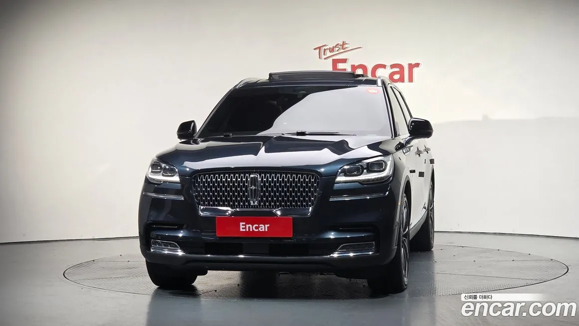 Lincoln Aviator 2023 из KR, фото 3