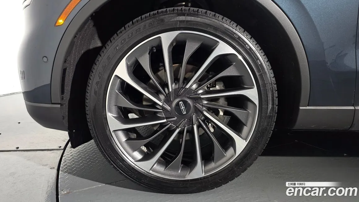 Lincoln Aviator 2023 из KR, фото 5