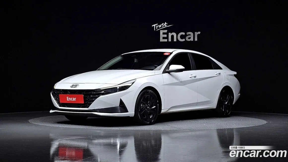 Hyundai AVANTE 2023 из KR, фото 1