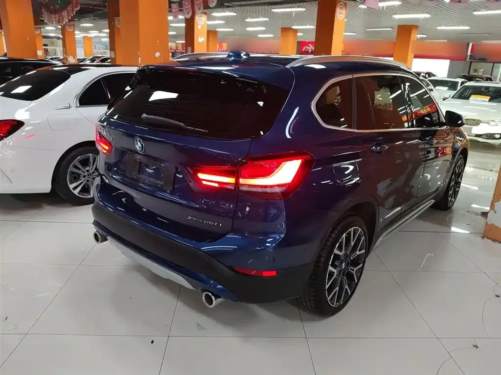 BMW X1 2021 из CN, фото 7