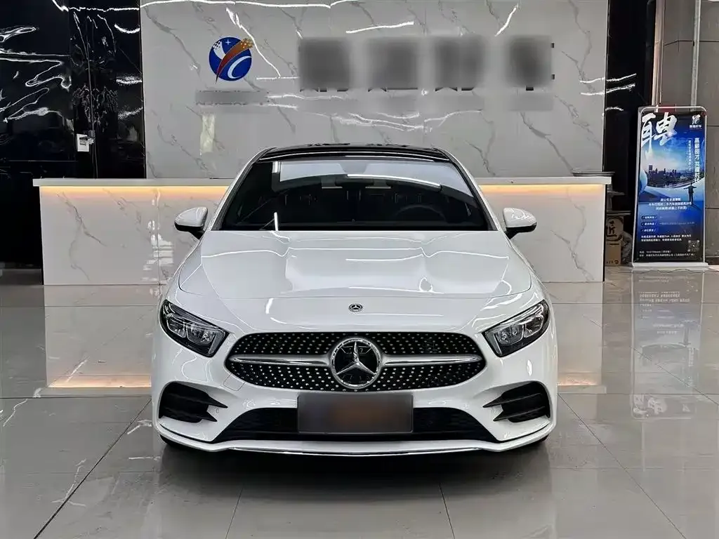 Mercedes-Benz A-Class 2023 из CN, фото 7