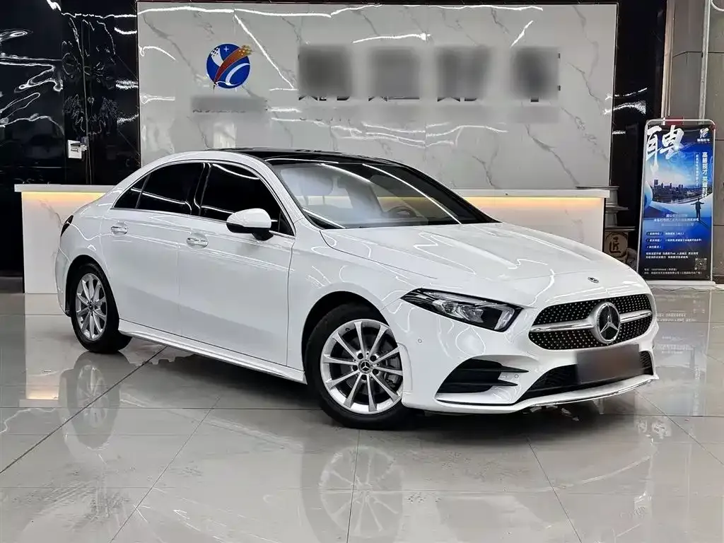 Mercedes-Benz A-Class 2023 из CN, фото 8