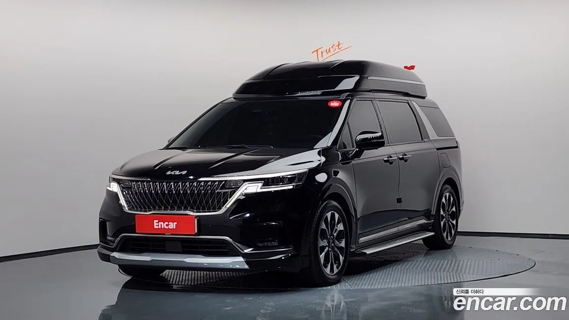 Kia Carnival — фото 1