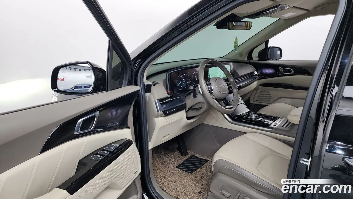 Kia Carnival — фото 10