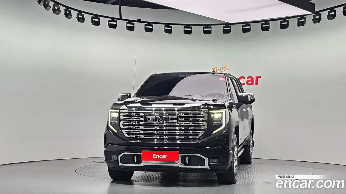 GMC Sierra — фото 3