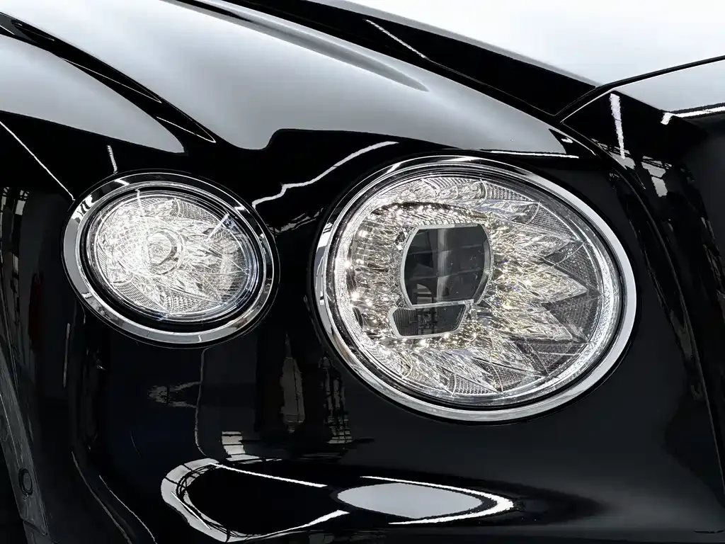 Bentley Flying Spur 2025 из CN, фото 9