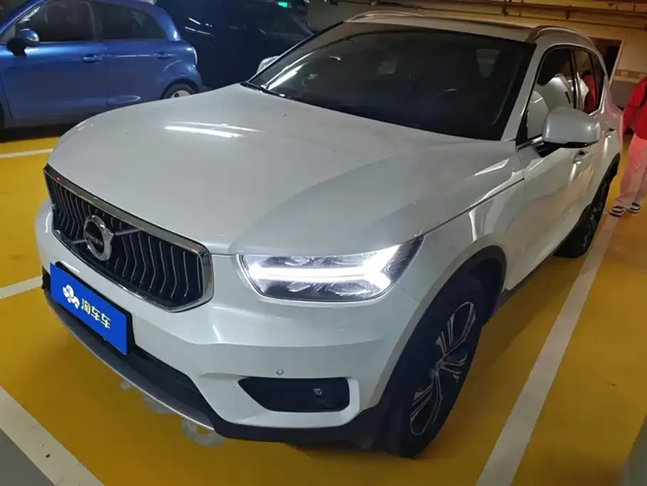 Volvo XC40 2021 из CN, фото 1