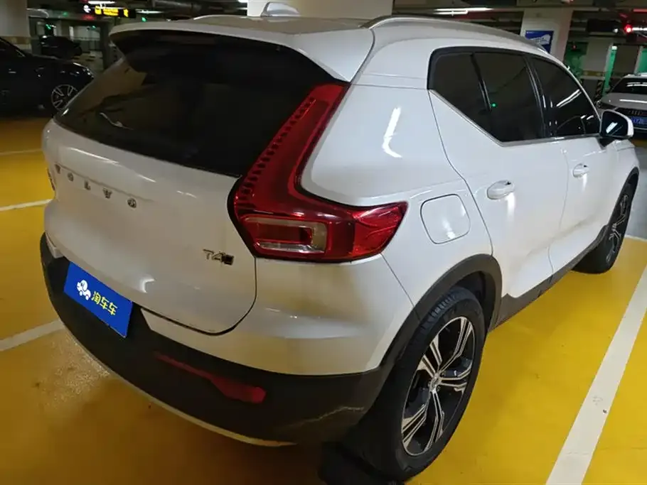 Volvo XC40 2021 из CN, фото 3