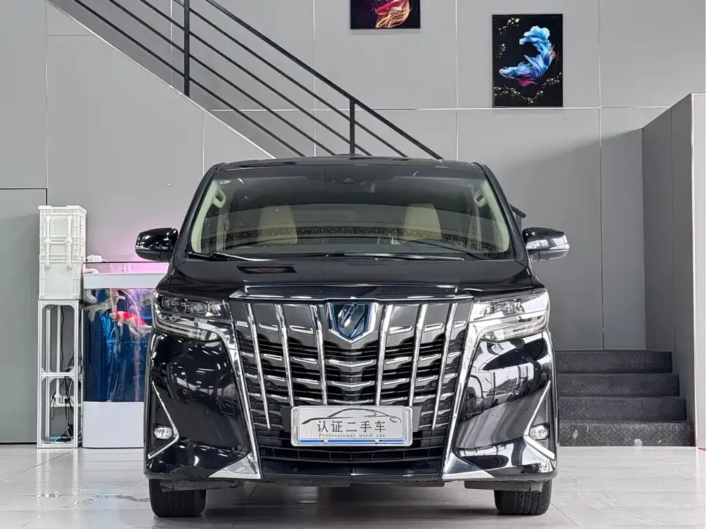 Toyota Alphard 2023 из CN, фото 2