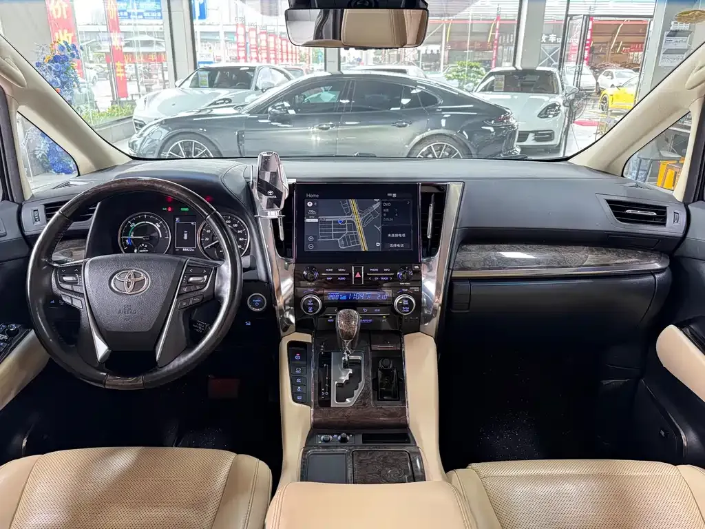 Toyota Alphard 2023 из CN, фото 5