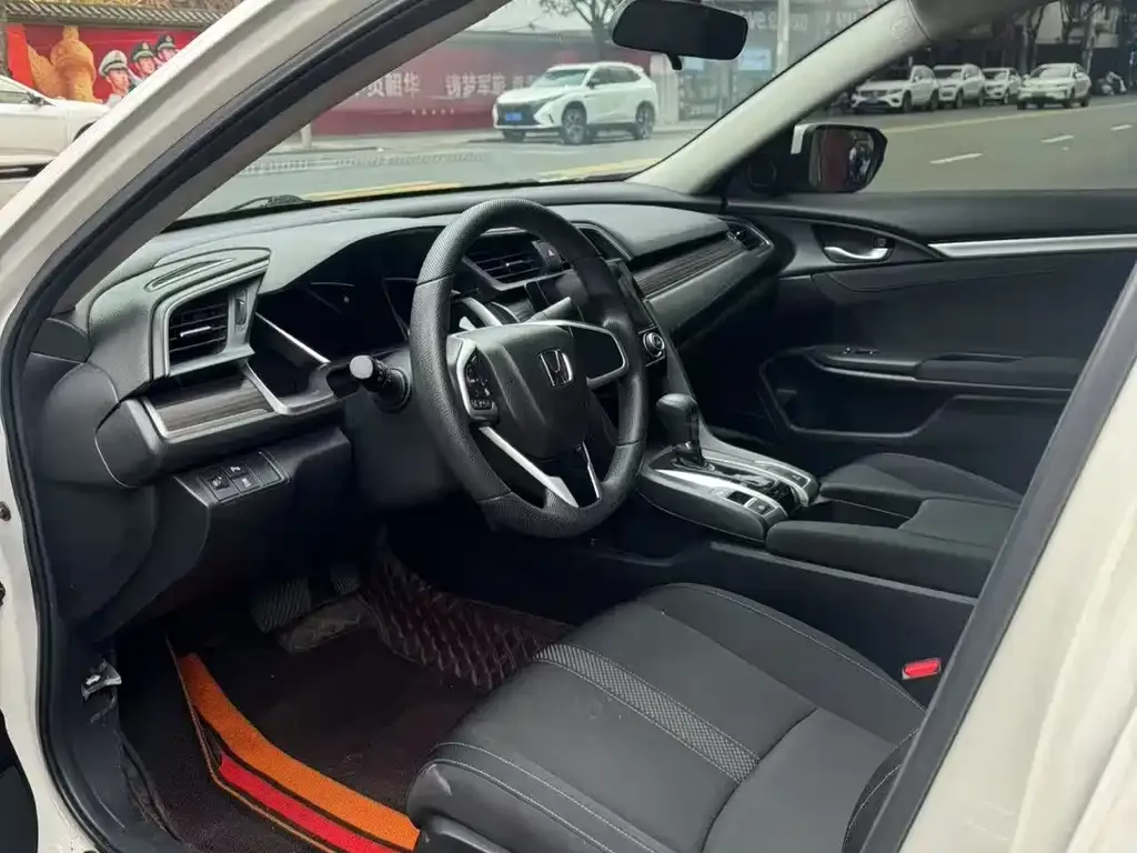 Honda Civic 2021 из CN, фото 4