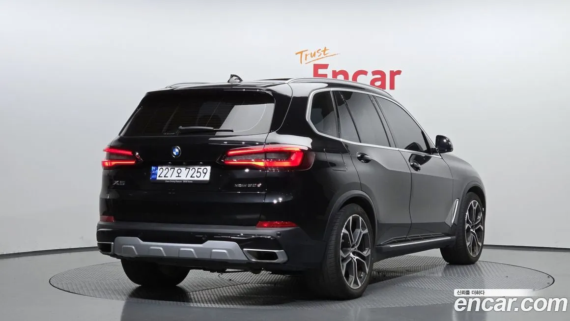 BMW X5 2023 из KR, фото 2