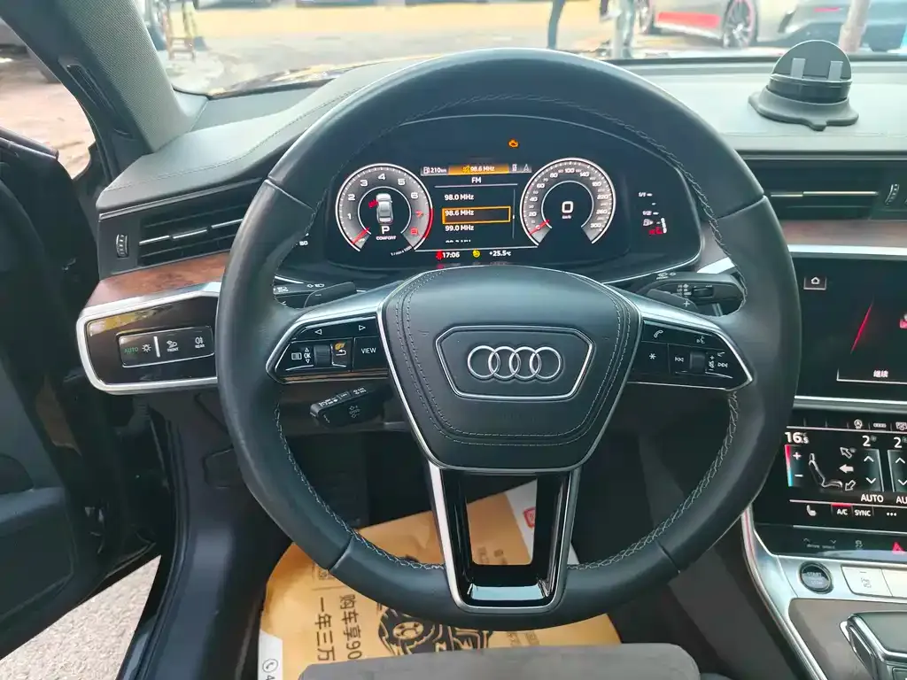 Audi A6L 2023 из CN, фото 7