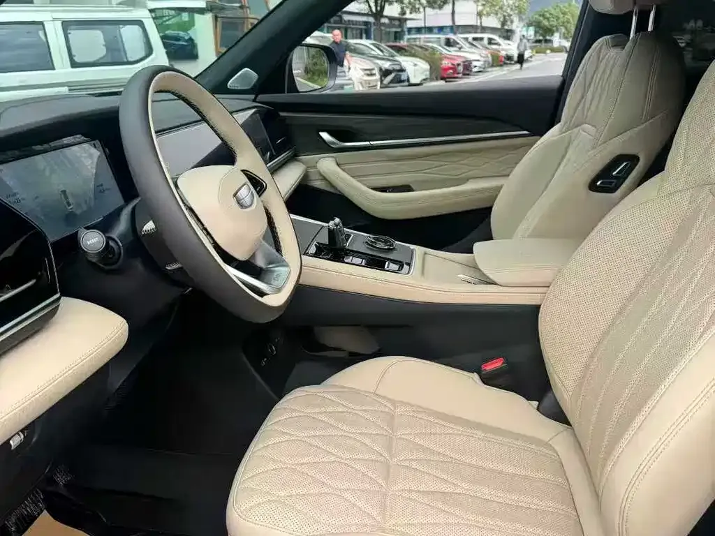 Geely Xingyue L 2025 из CN, фото 4