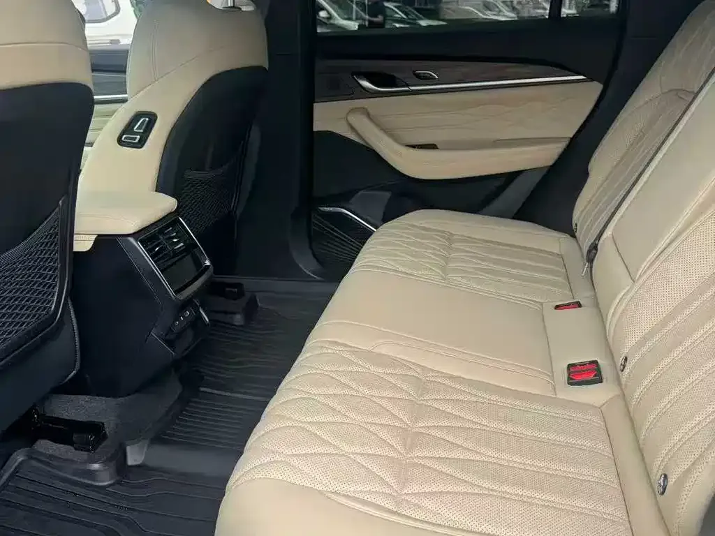 Geely Xingyue L 2025 из CN, фото 6