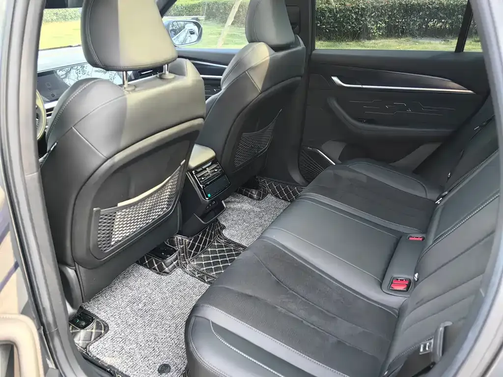Geely Xingyue L 2024 из CN, фото 5
