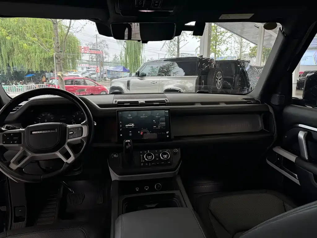 Land Rover Defender 2023 из CN, фото 8