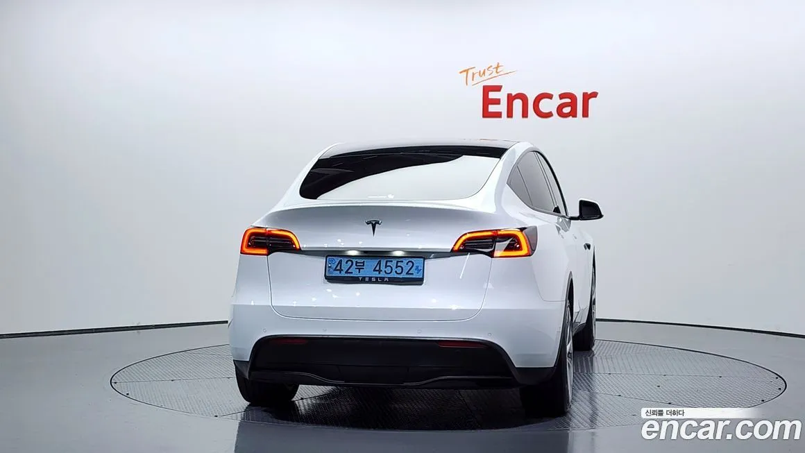 Tesla Model Y 2021 из KR, фото 4