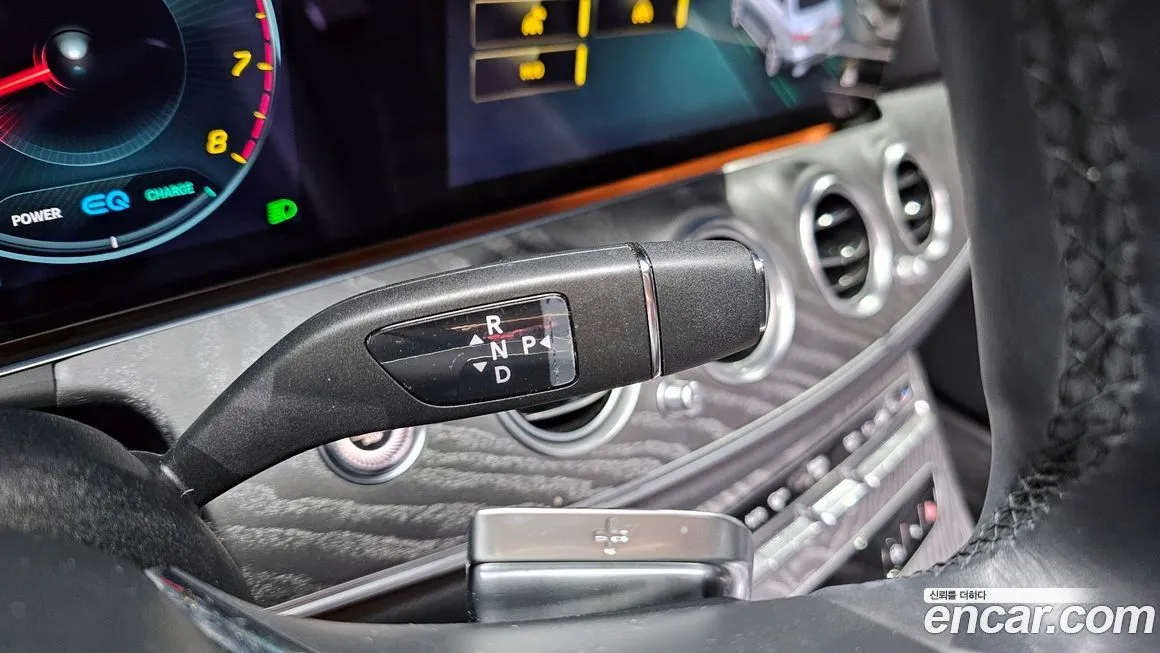 Mercedes-Benz E-Class 2023 из KR, фото 9