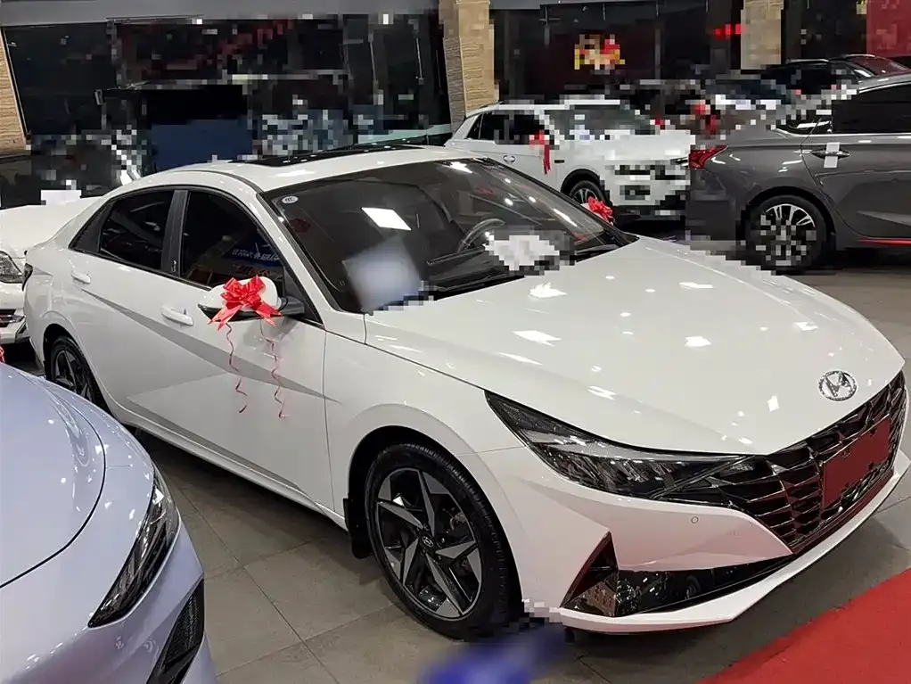 Hyundai Elantra 2023 из CN, фото 8