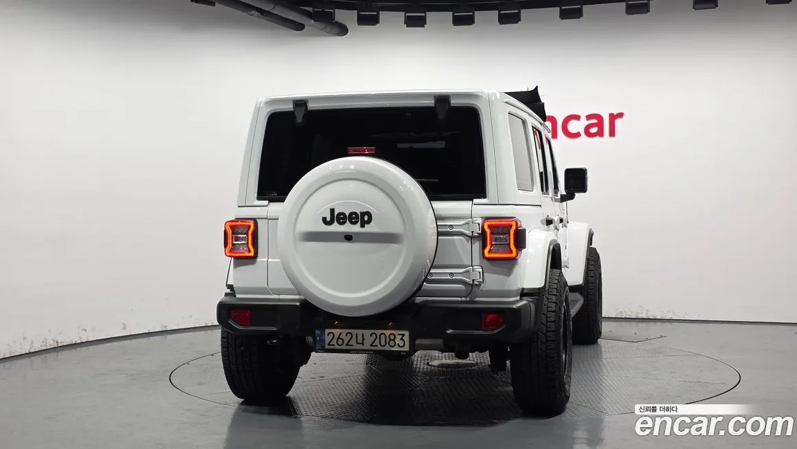 Jeep Wrangler — фото 4