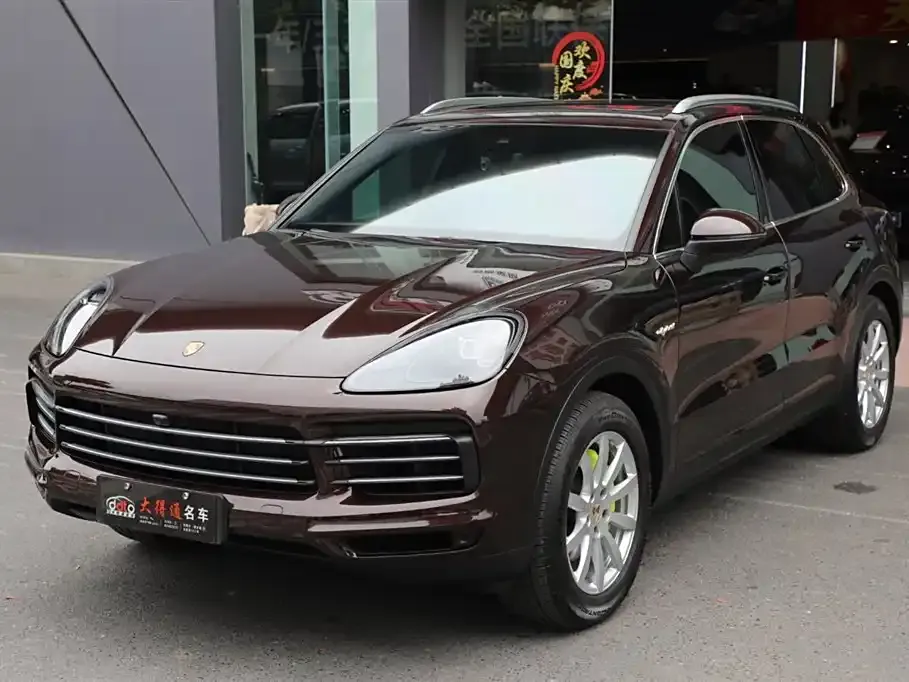 Porsche Cayenne Hybrid 2021 из CN, фото 1
