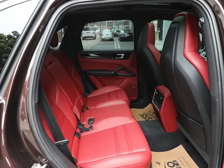 Porsche Cayenne Hybrid 2021 из CN, фото 7
