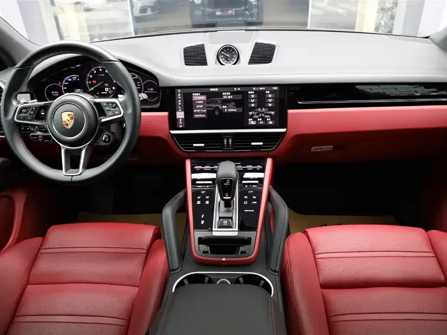 Porsche Cayenne Hybrid 2021 из CN, фото 8