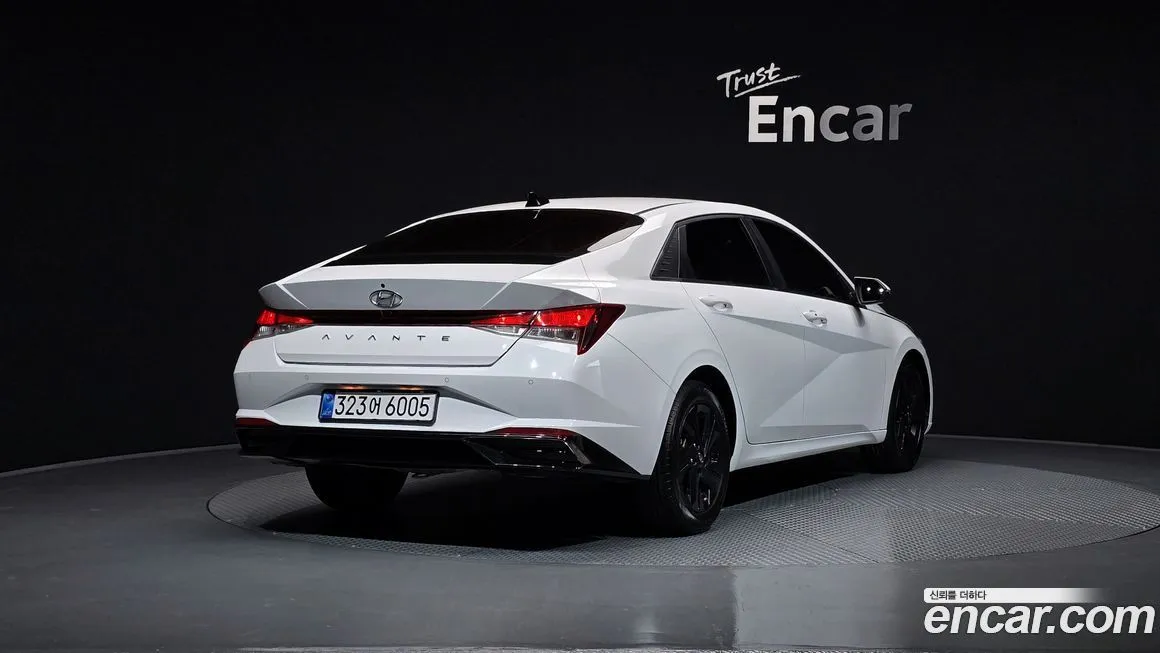 Hyundai AVANTE 2023 из KR, фото 2