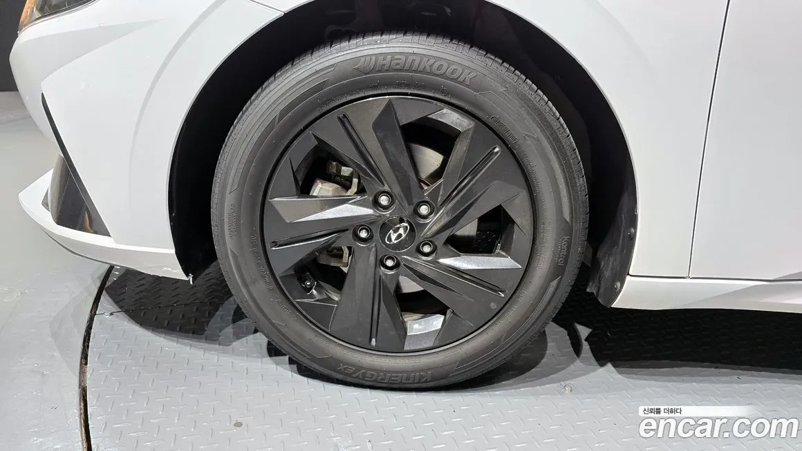 Hyundai AVANTE 2023 из KR, фото 5