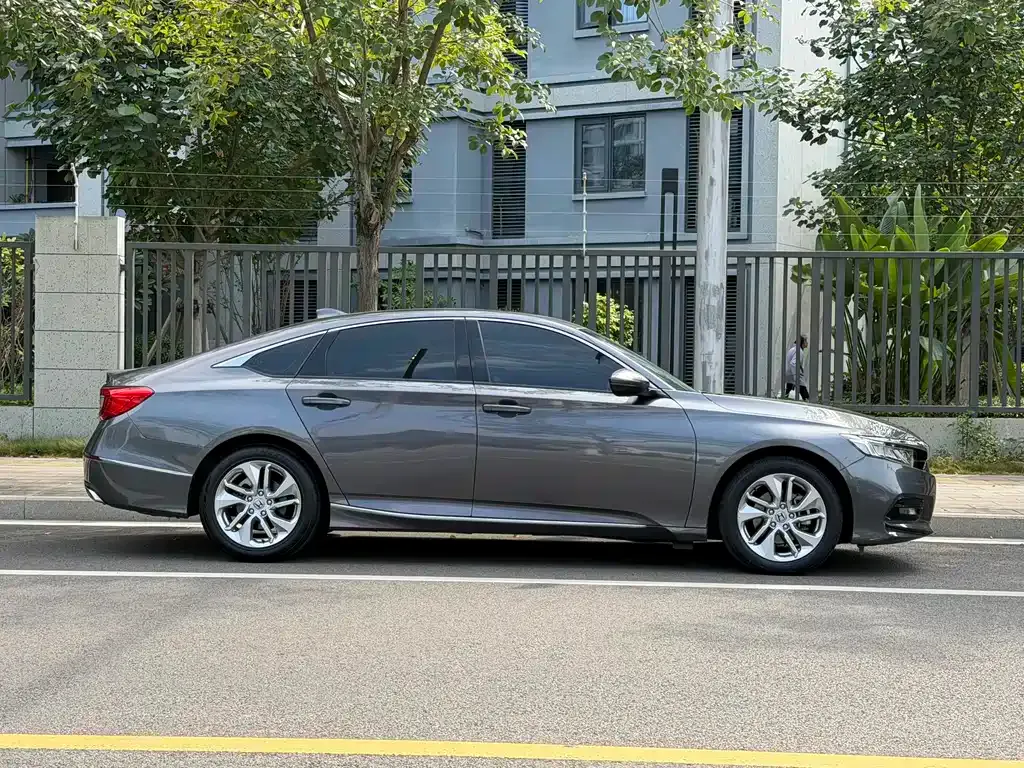 Honda Accord 2021 из CN, фото 10