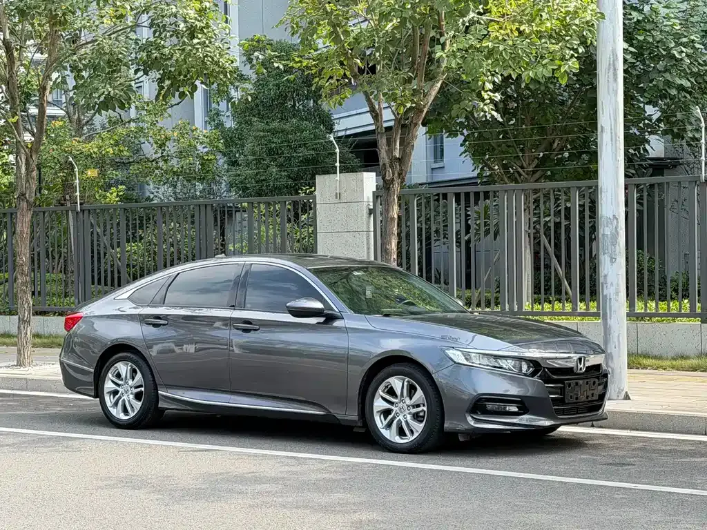 Honda Accord 2021 из CN, фото 2