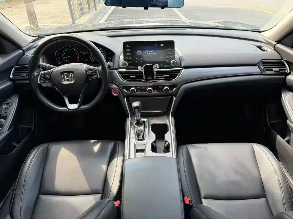 Honda Accord 2021 из CN, фото 4
