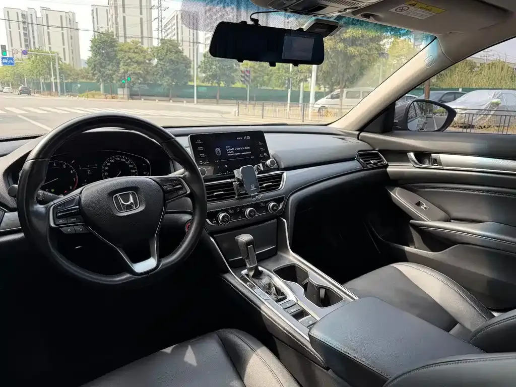 Honda Accord 2021 из CN, фото 6