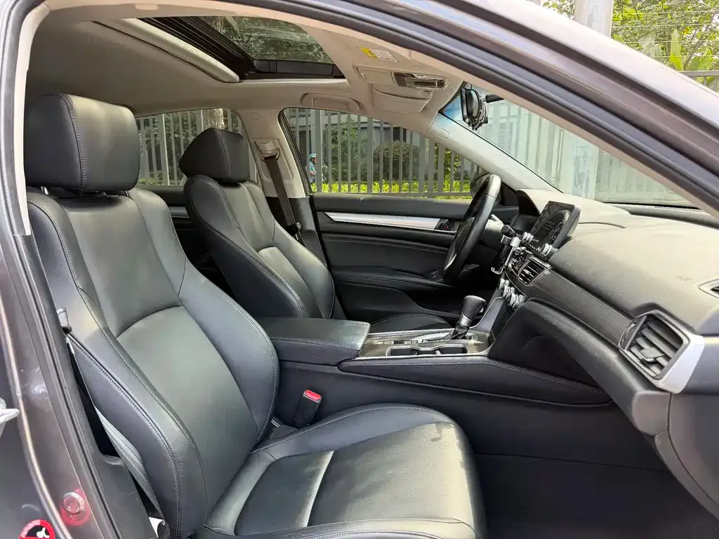 Honda Accord 2021 из CN, фото 9