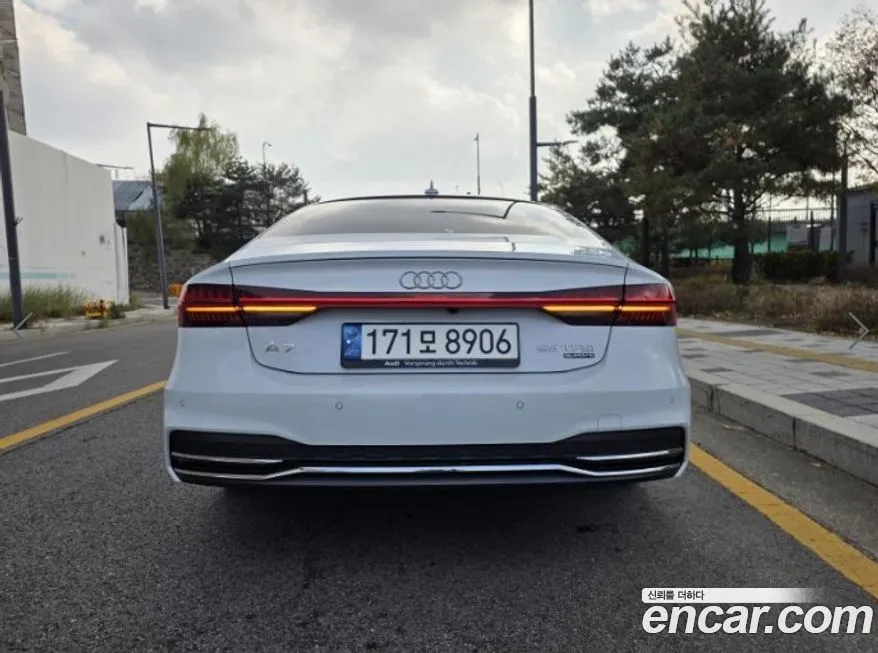 Audi A7 2021 из KR, фото 4